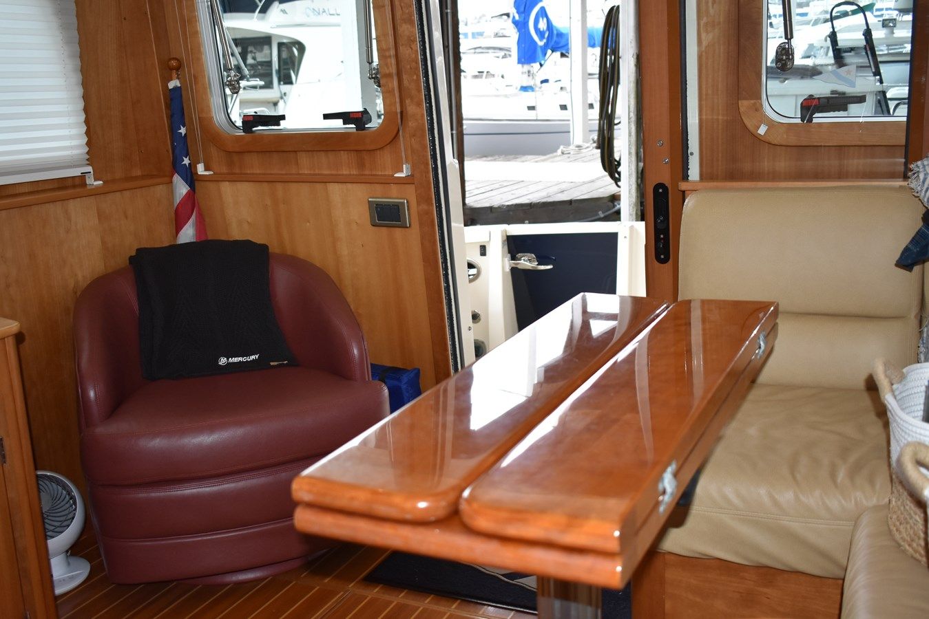 Buy a yacht Magical 2011