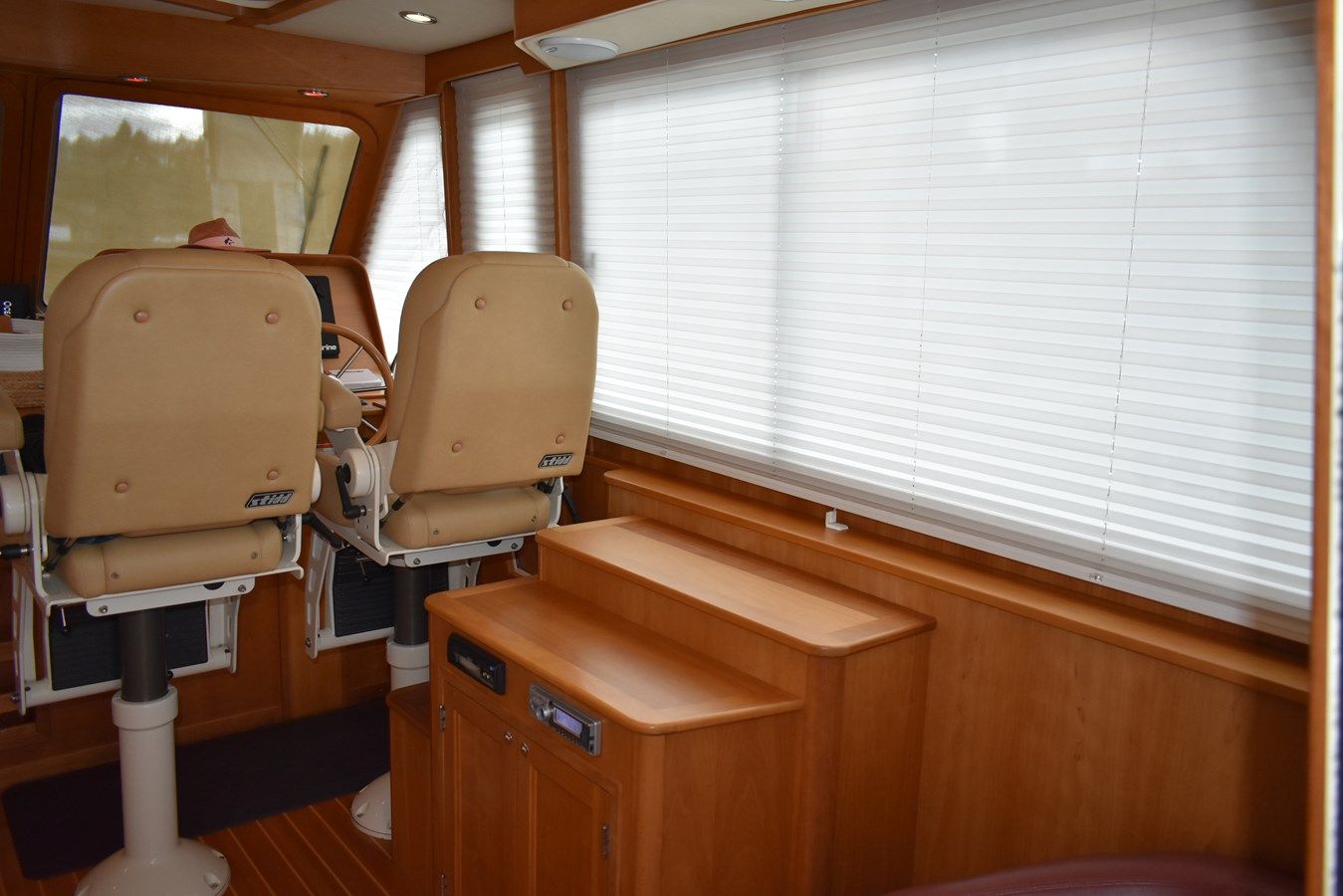 Buy a Magical Salon Express at Shestakov Yacht Sales