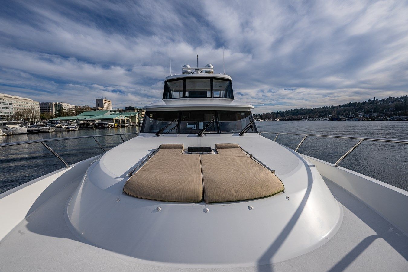 best yacht sales deals Island Breeze 2017