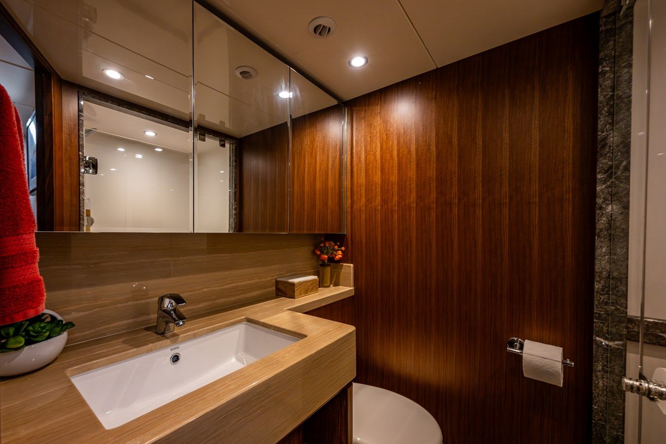 best yacht sales deals Island Breeze 2017