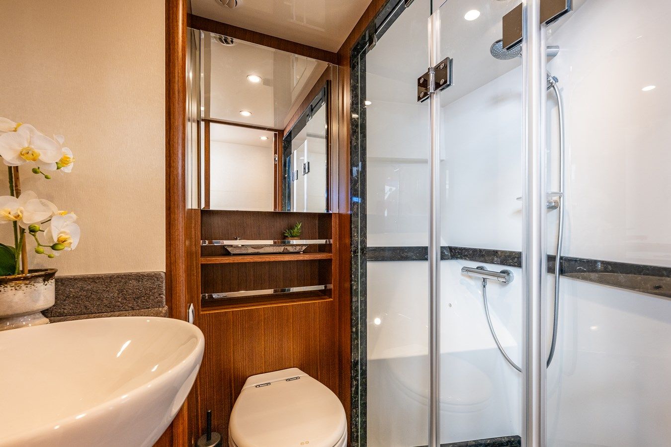 the best price on Island Breeze - Ocean Alexander