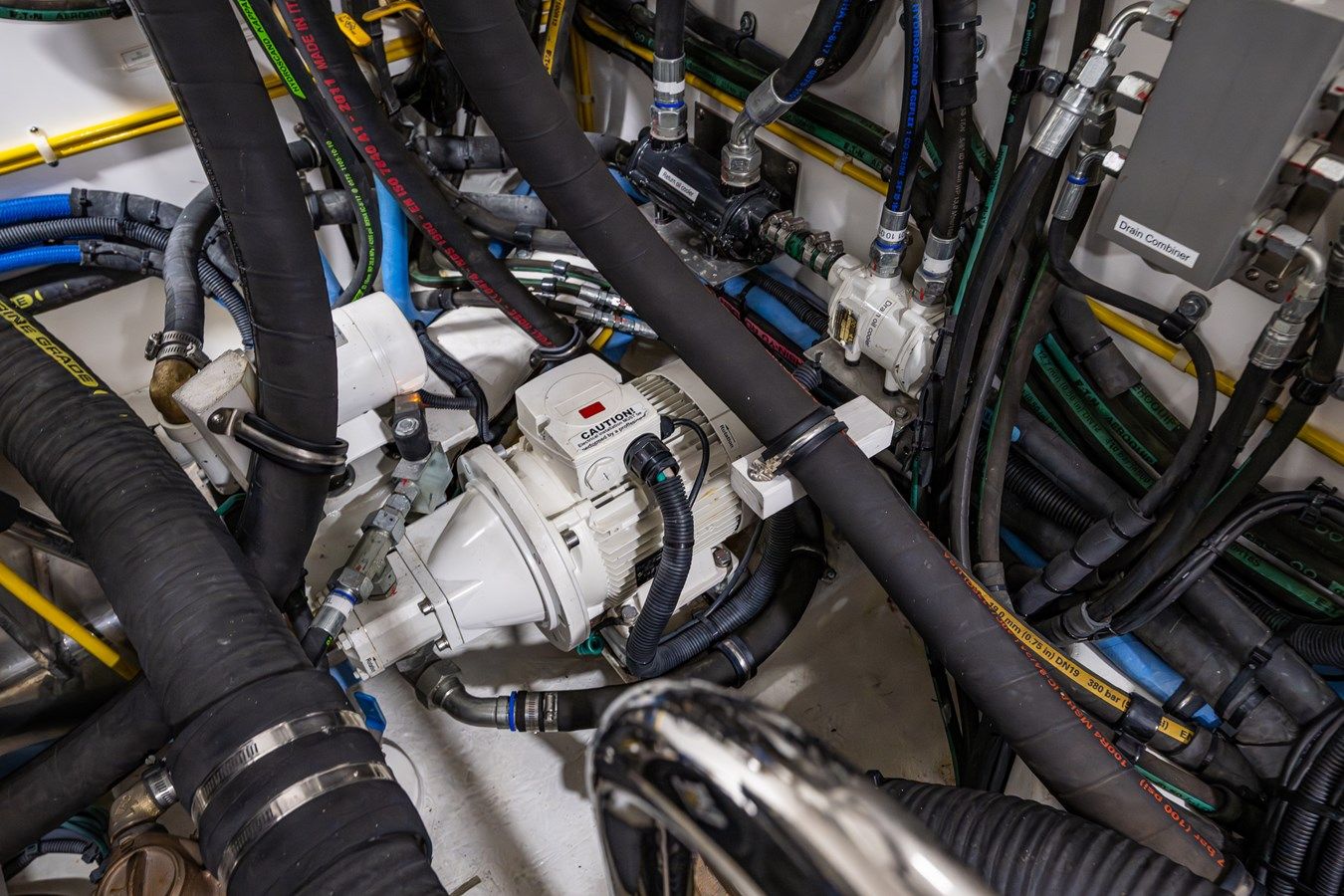 Buy a Island Breeze 73 at Shestakov Yacht Sales