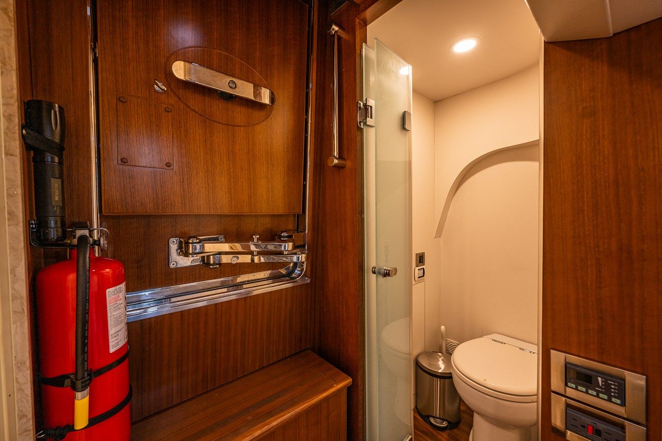 Island Breeze - Ocean Alexander price