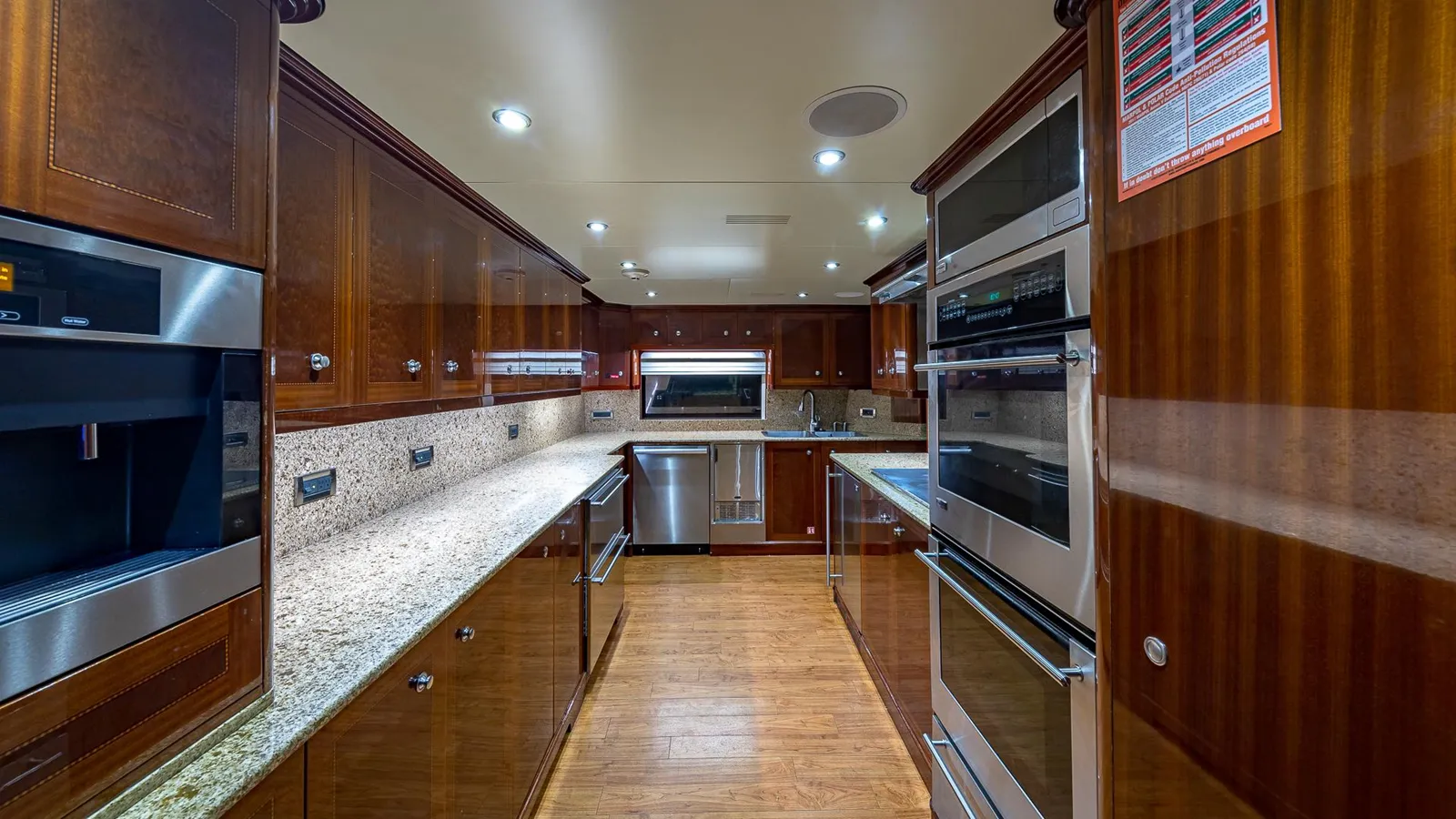 Buy a yacht KASHMIR Raised Pilothouse