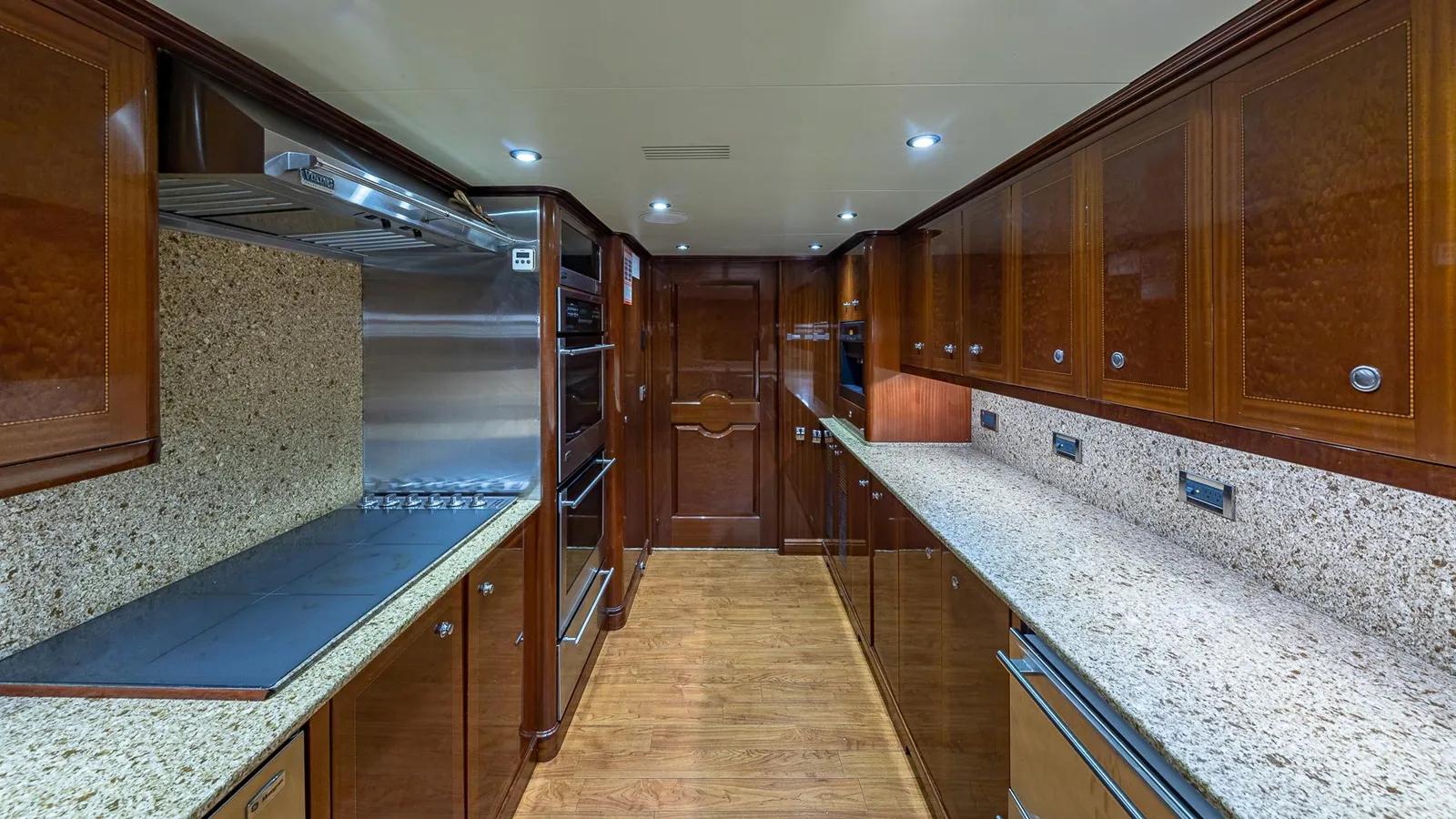 Buy a KASHMIR 2008 at Shestakov Yacht Sales