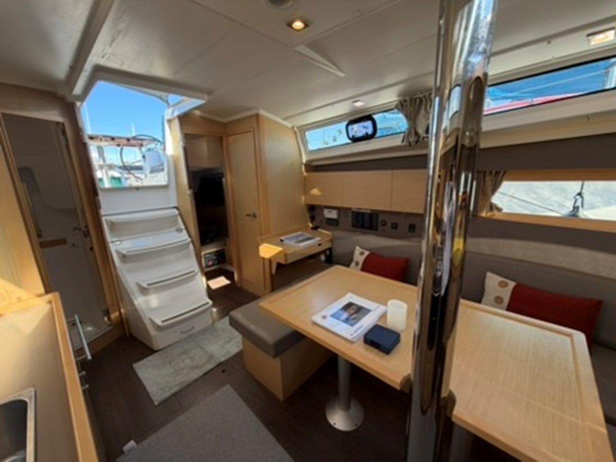 NEW LATITUDE yacht sale