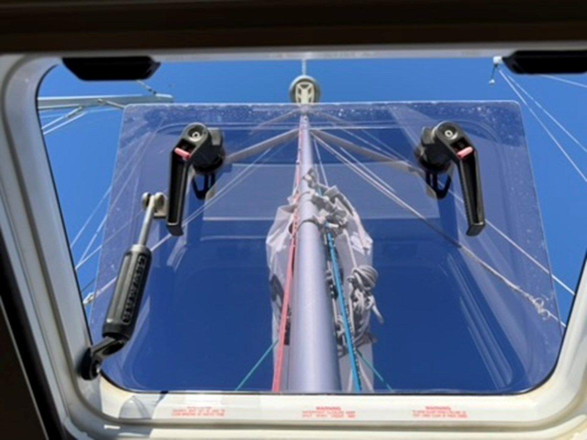 NEW LATITUDE - Beneteau