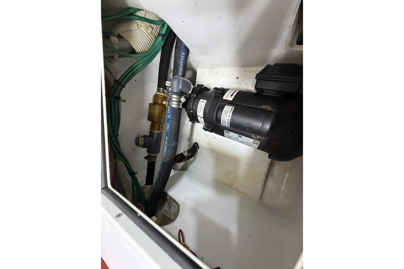 Стоимость яхты Breakaway