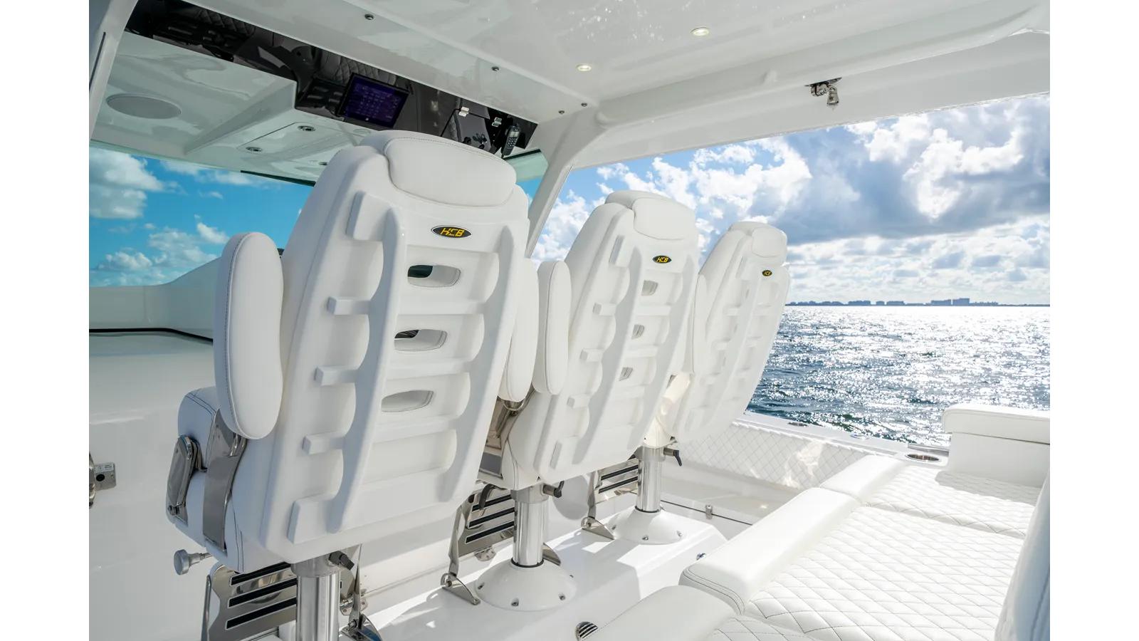 Buy a yacht 48 CAMPEON