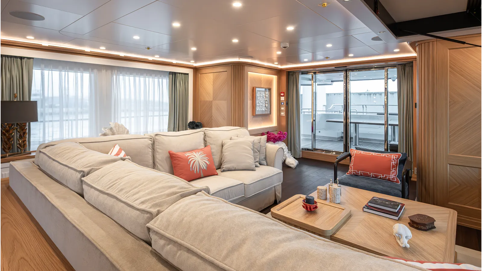 Продажа яхты SEVEN SEAS - RMK MARINE