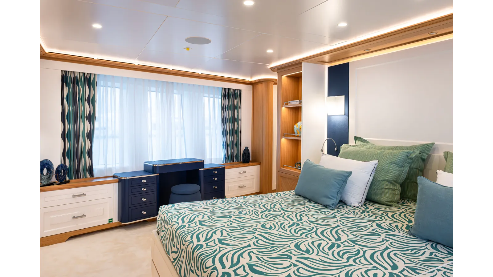 Лучшая цена на SEVEN SEAS