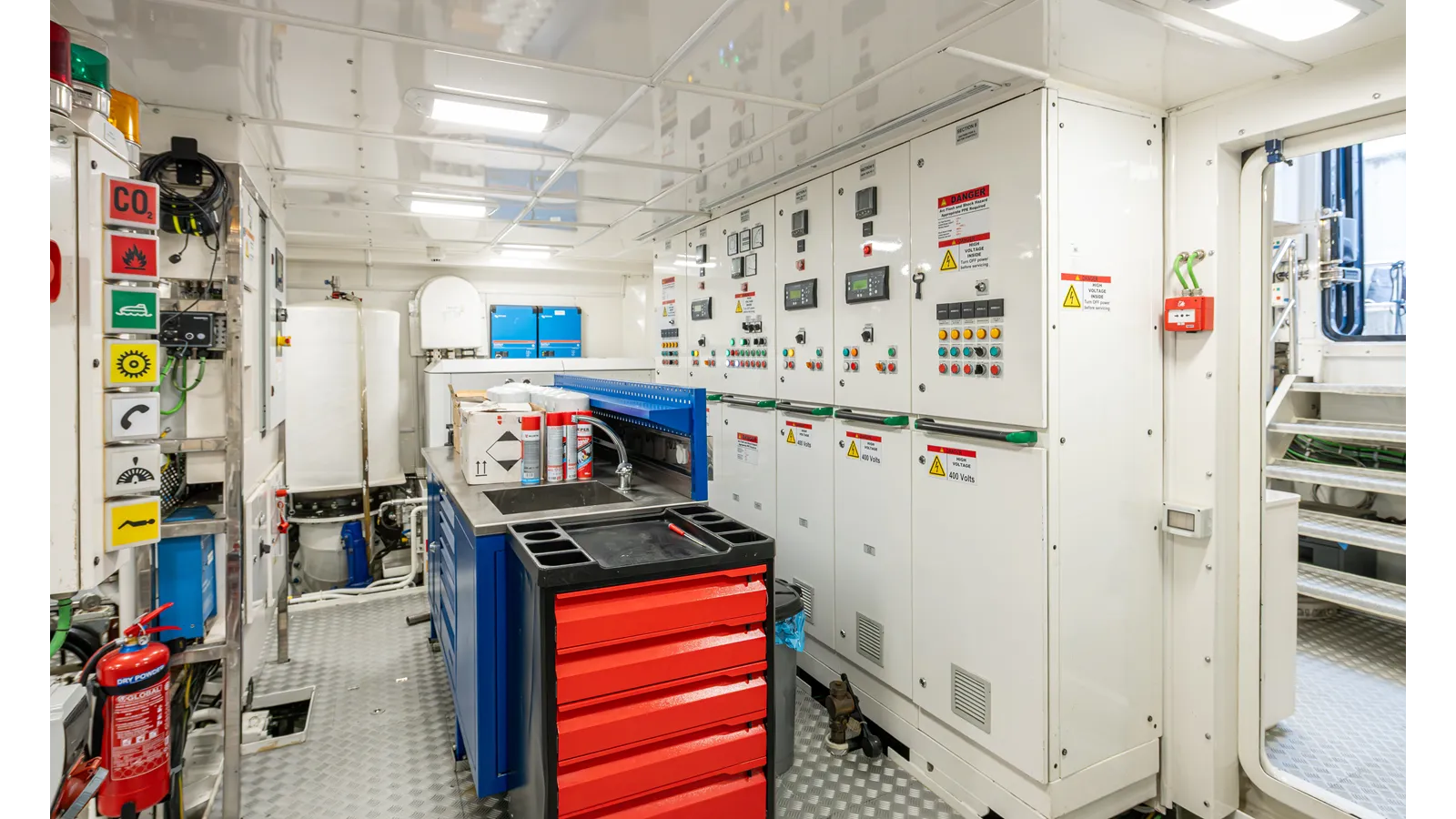 SEVEN SEAS - RMK MARINE