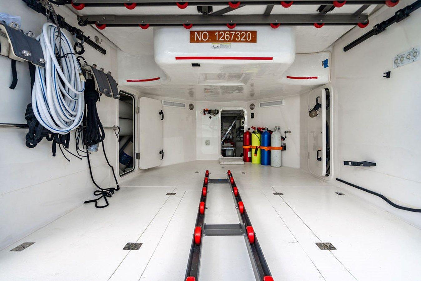 Buy a yacht Veloce 73 Custom MY