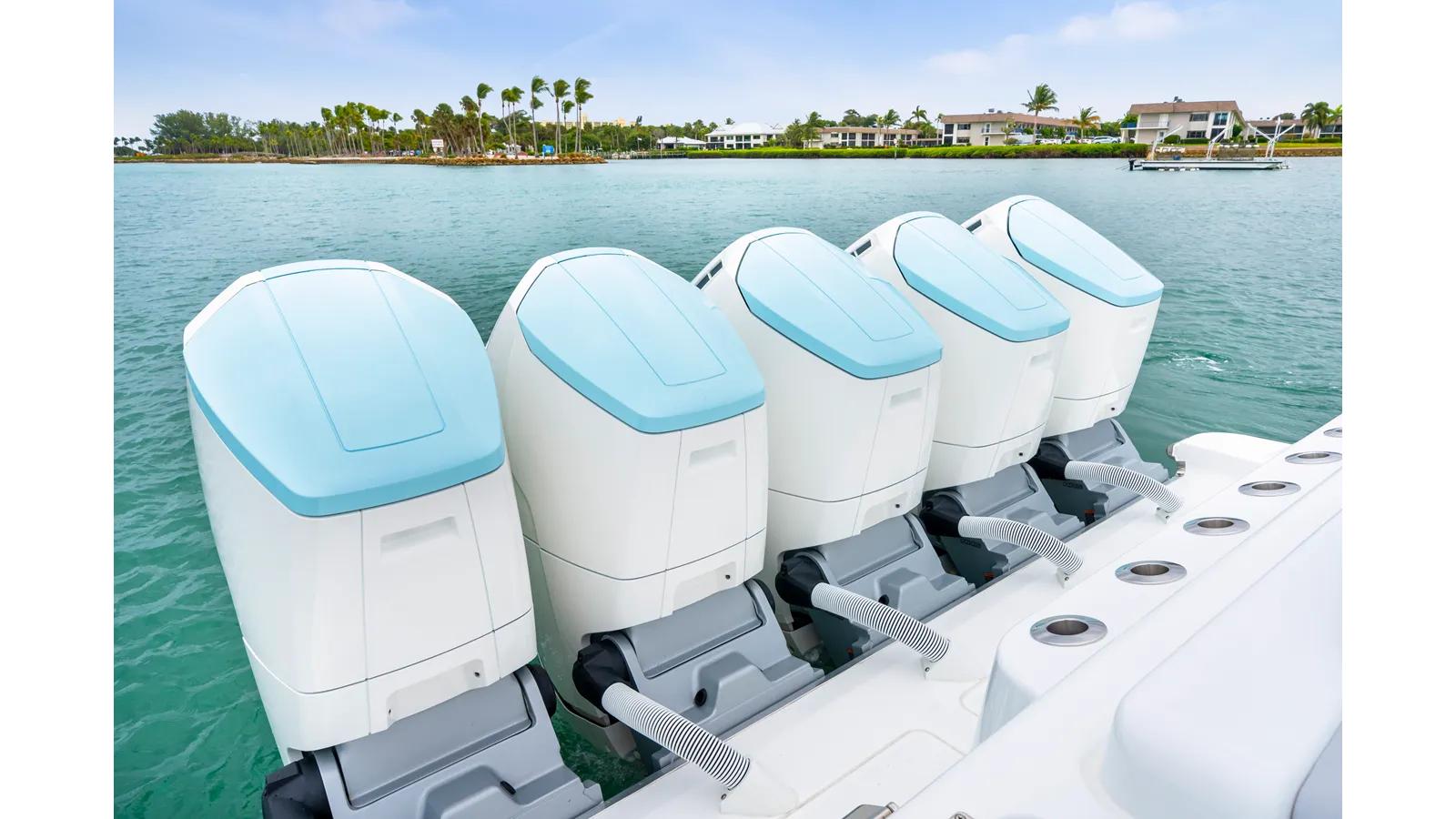 Buy a 56 Suenos GIX 56 Suenos GIX at Shestakov Yacht Sales