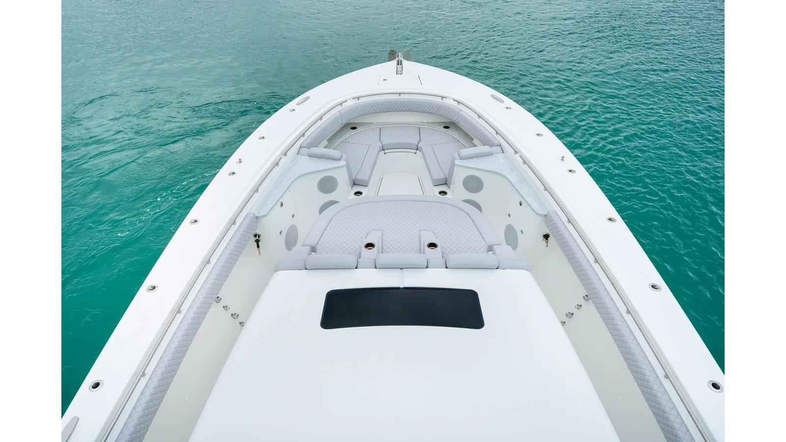 Buy a 56 Suenos GIX 56 Suenos GIX at Shestakov Yacht Sales