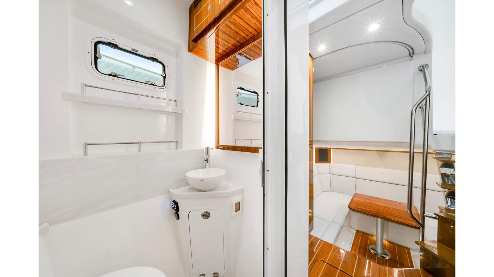 56 Suenos GIX yacht sale