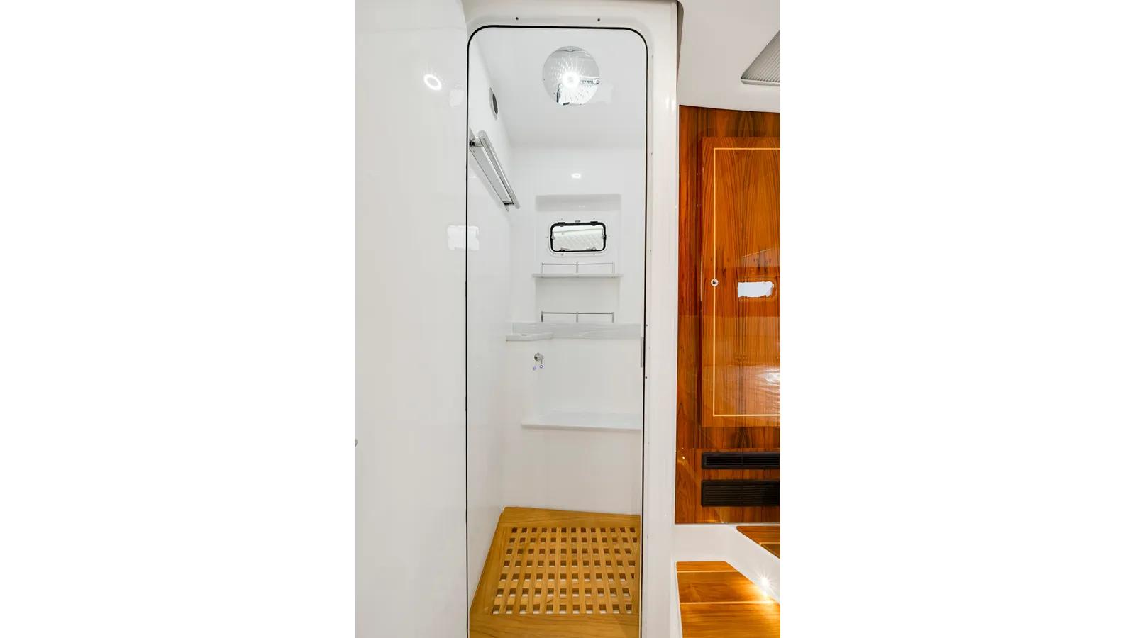 best yacht sales deals 56 Suenos GIX 56 Suenos GIX