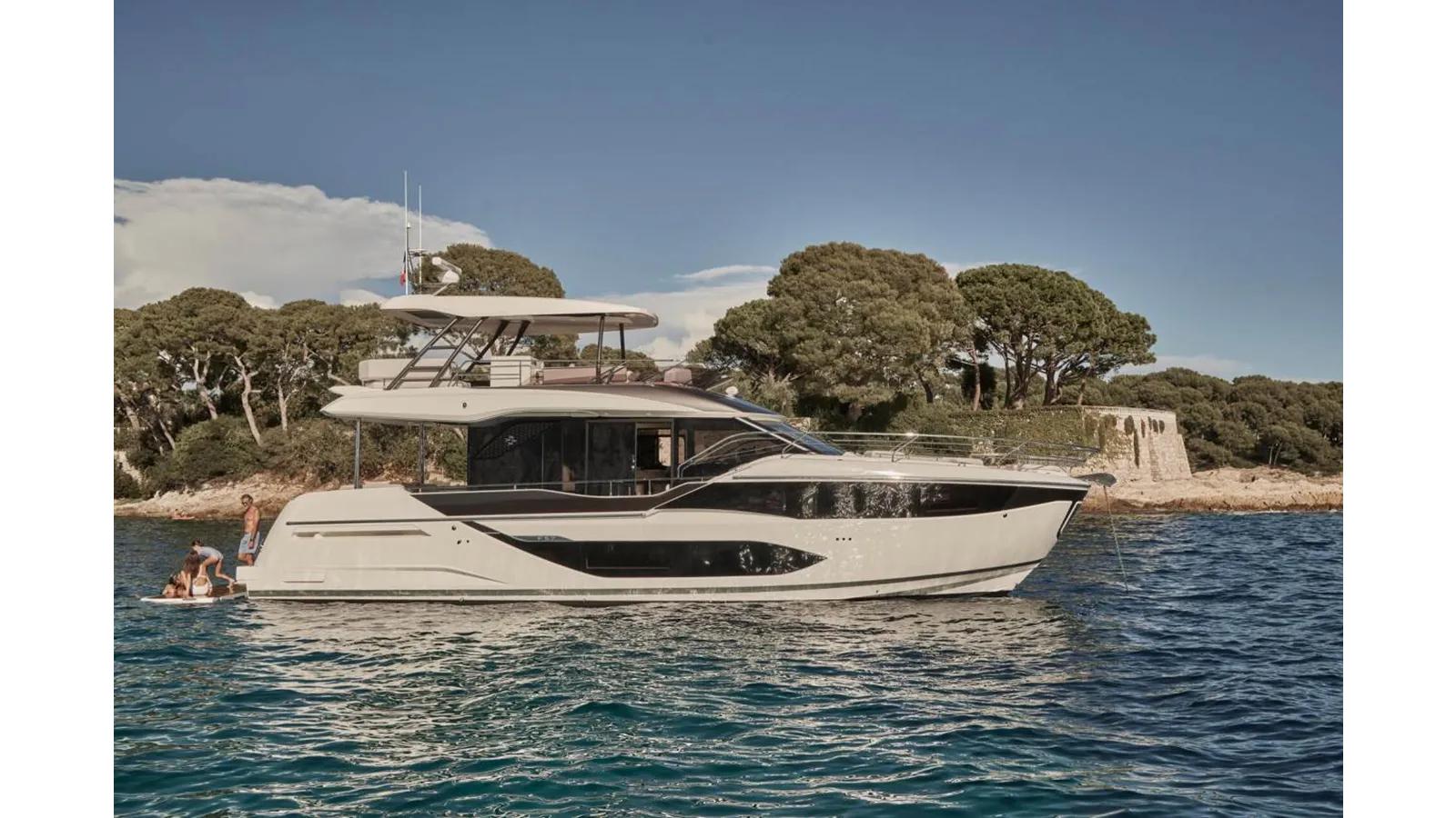 best yacht sales deals F5.7 - PRESTIGE