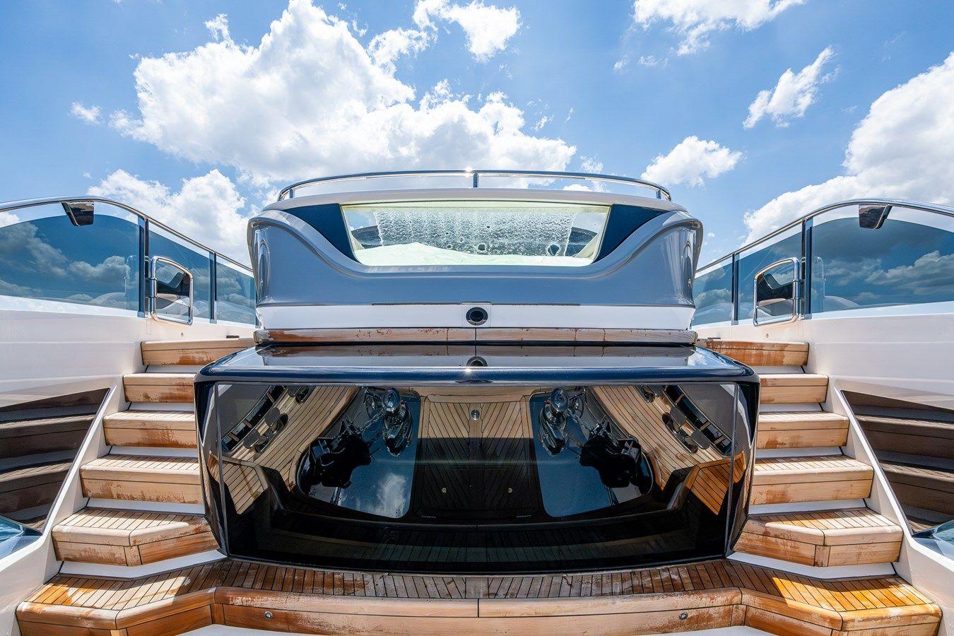 Купить яхту Splash 95 в Shestakov Yacht Sales