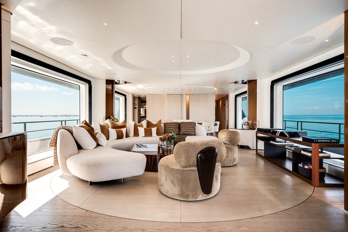 the best price on TYCOON 36M Grande