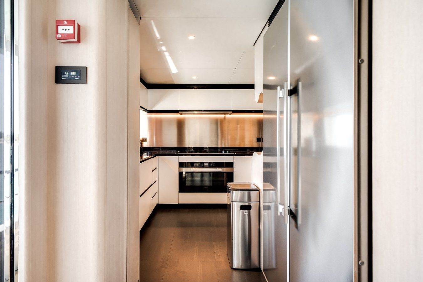 Buy a TYCOON - Azimut Yachts at Shestakov Yacht Sales