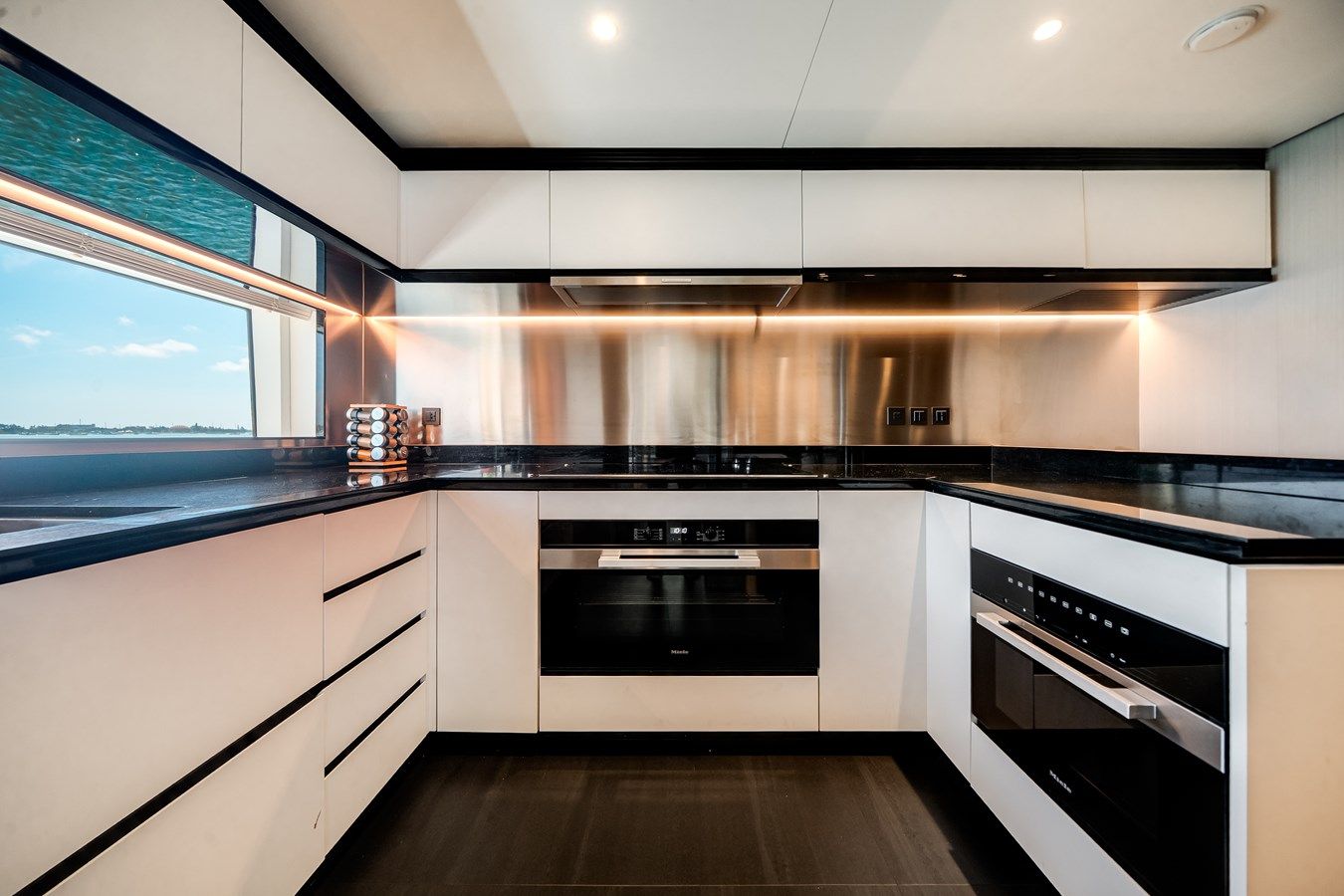 best yacht sales deals TYCOON - Azimut Yachts