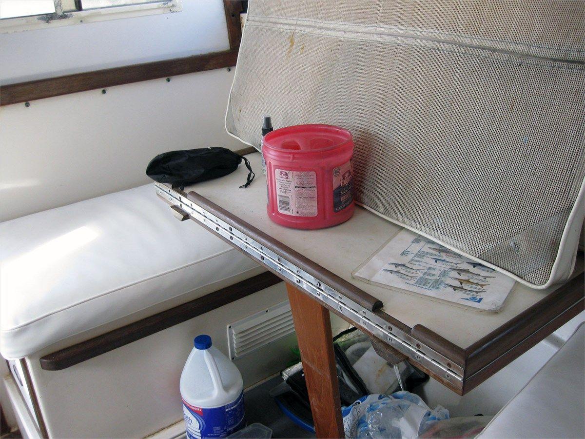 Buy a 29' Blackfin 1988 Sport Combi - Blackfin at Shestakov Yacht Sales