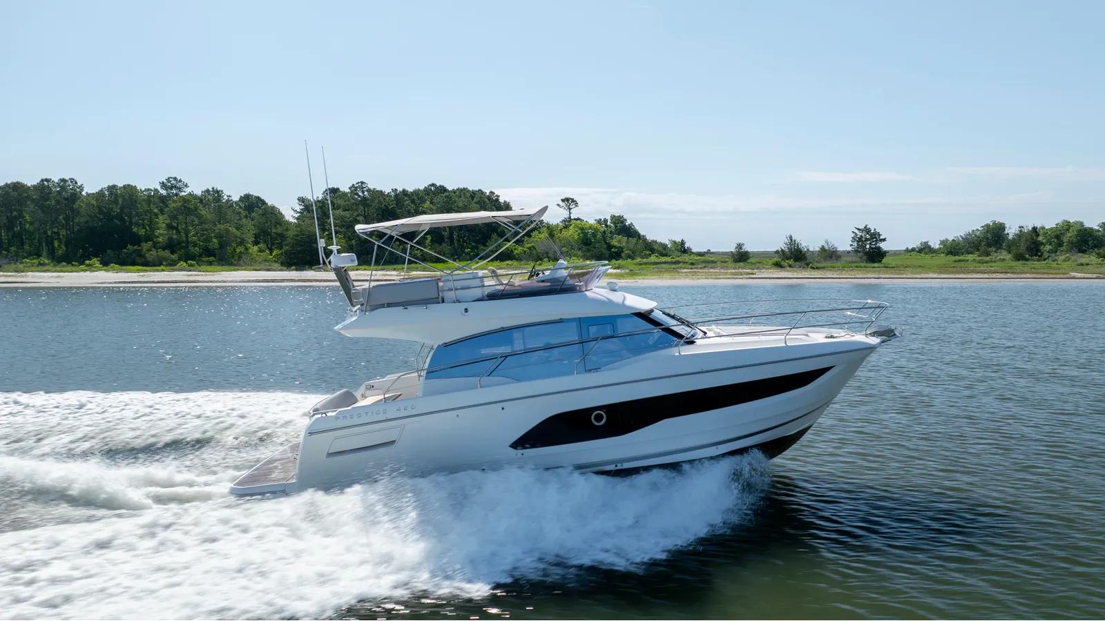 best yacht sales deals 420 - PRESTIGE