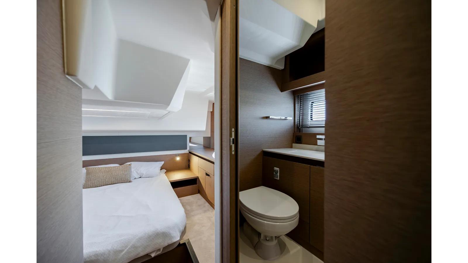 Buy a yacht 420 2024