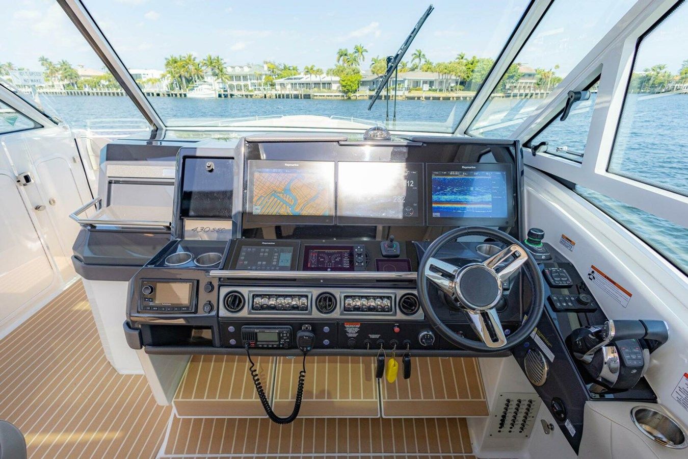 Купить яхту Seaspan - Formula Boats в Shestakov Yacht Sales