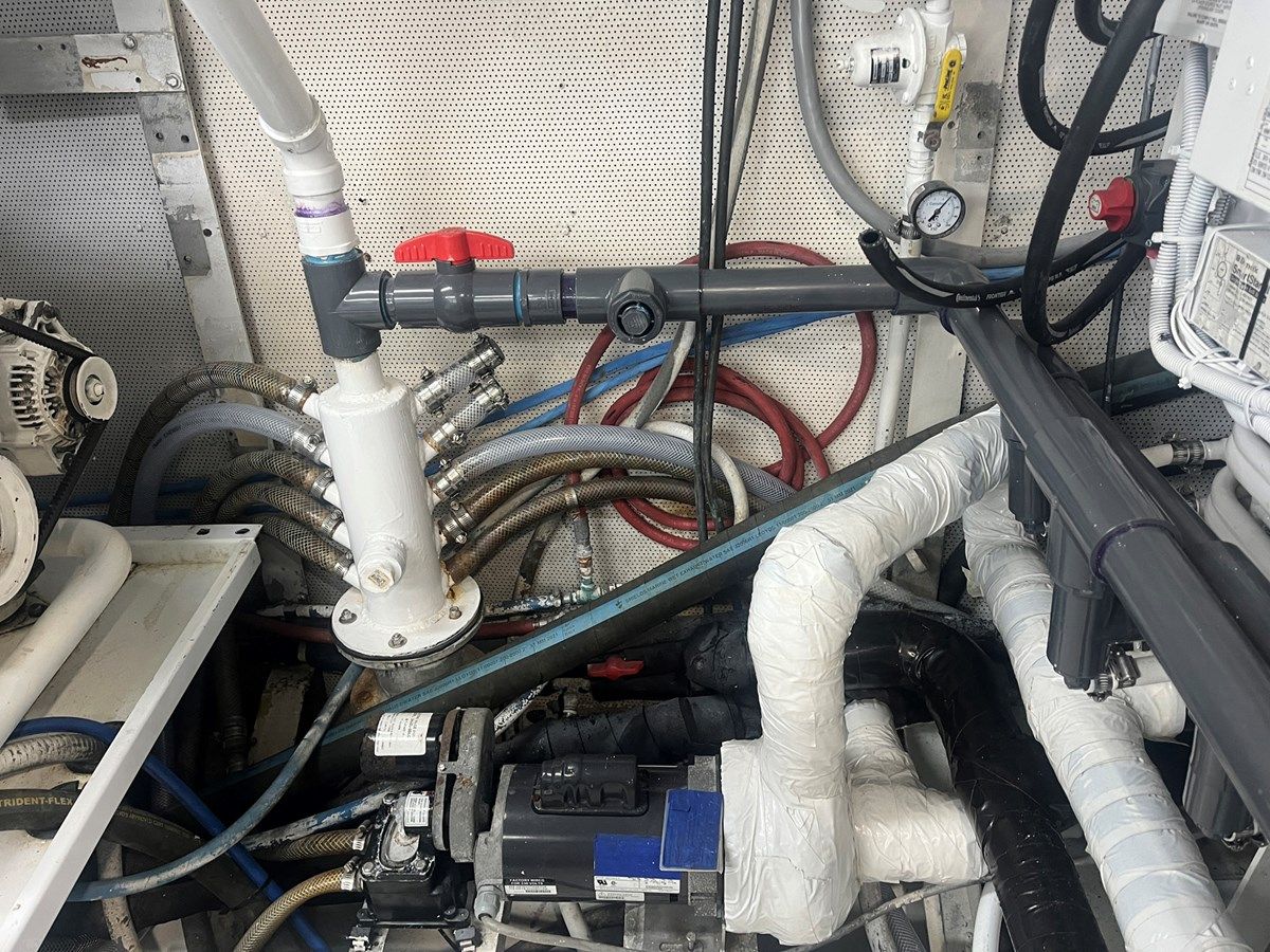 best yacht sales deals MON SHERI - Broward Yacht