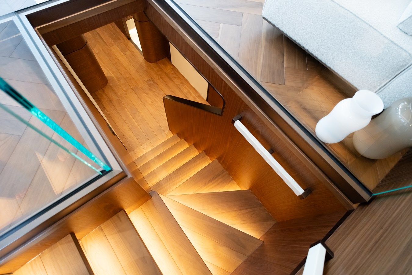 EXTRA X90 FAST - EXTRA YACHTS