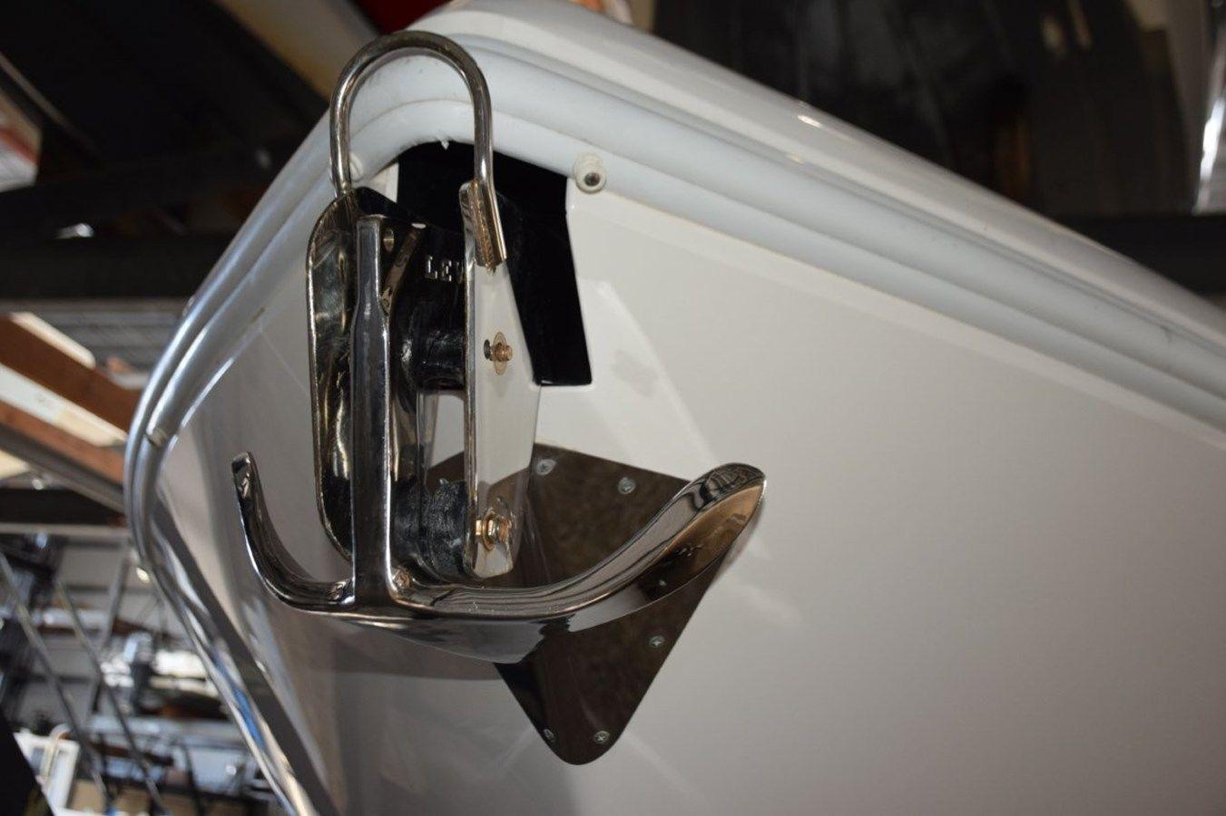 OZ 327 CC yacht sale