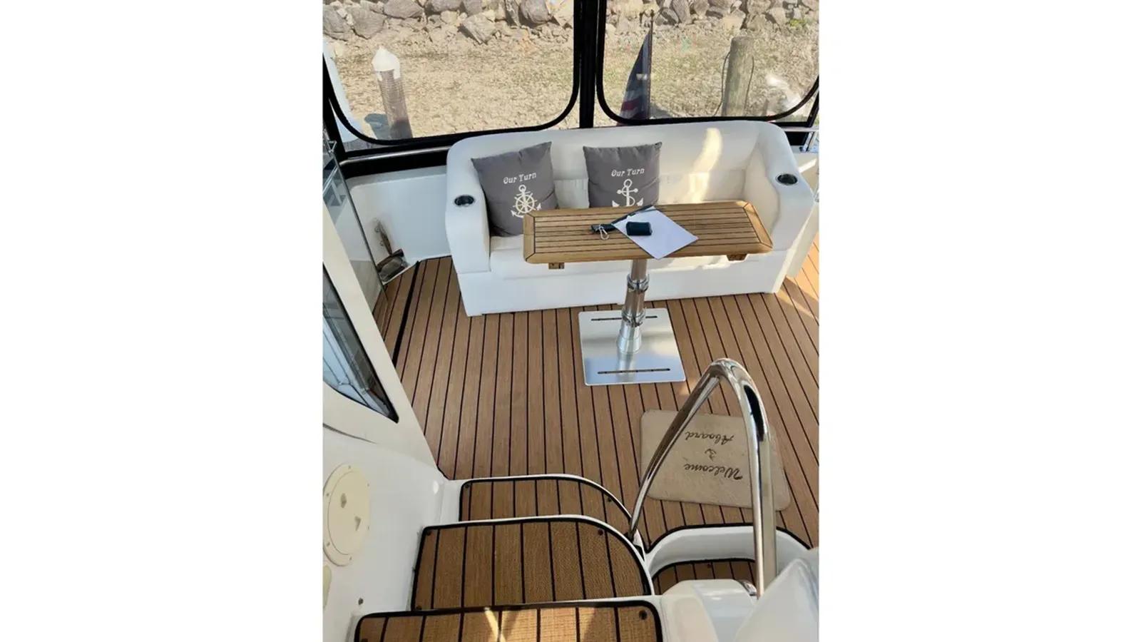 OUR TURN - Carver Yachts yacht sale