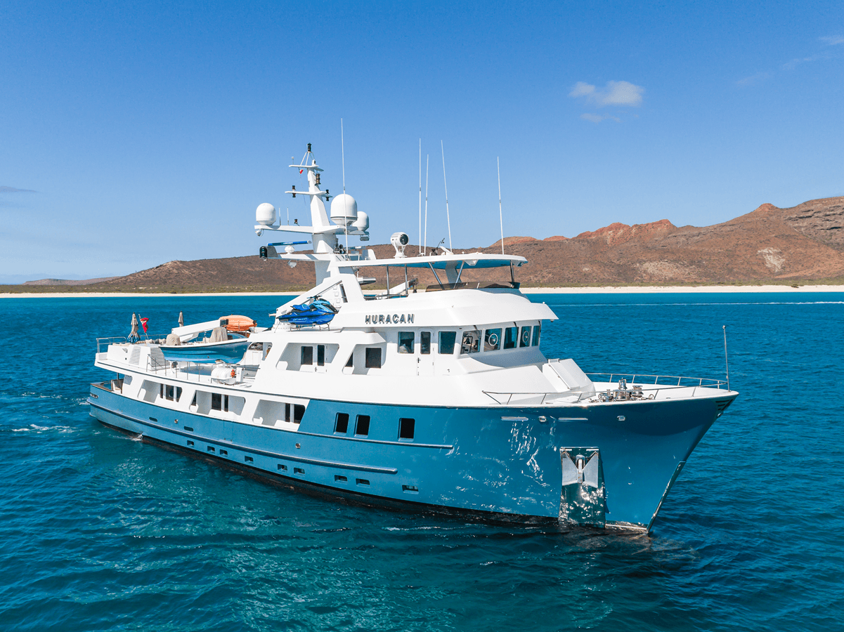 Купить яхту Huracan 125 в Shestakov Yacht Sales