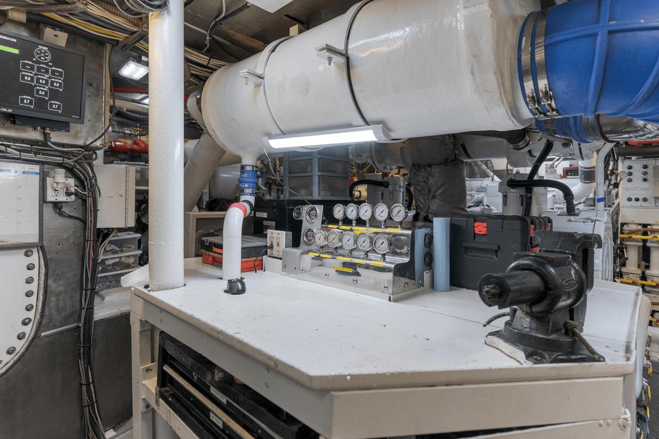 the best price on Huracan - Delta