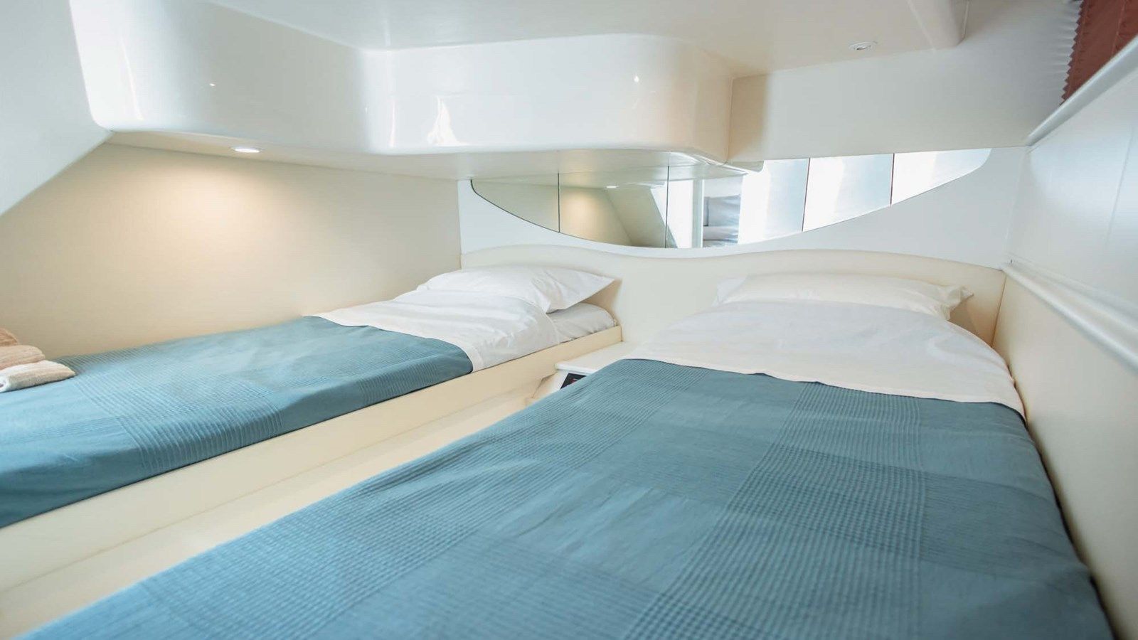 MIRA - PERSHING price