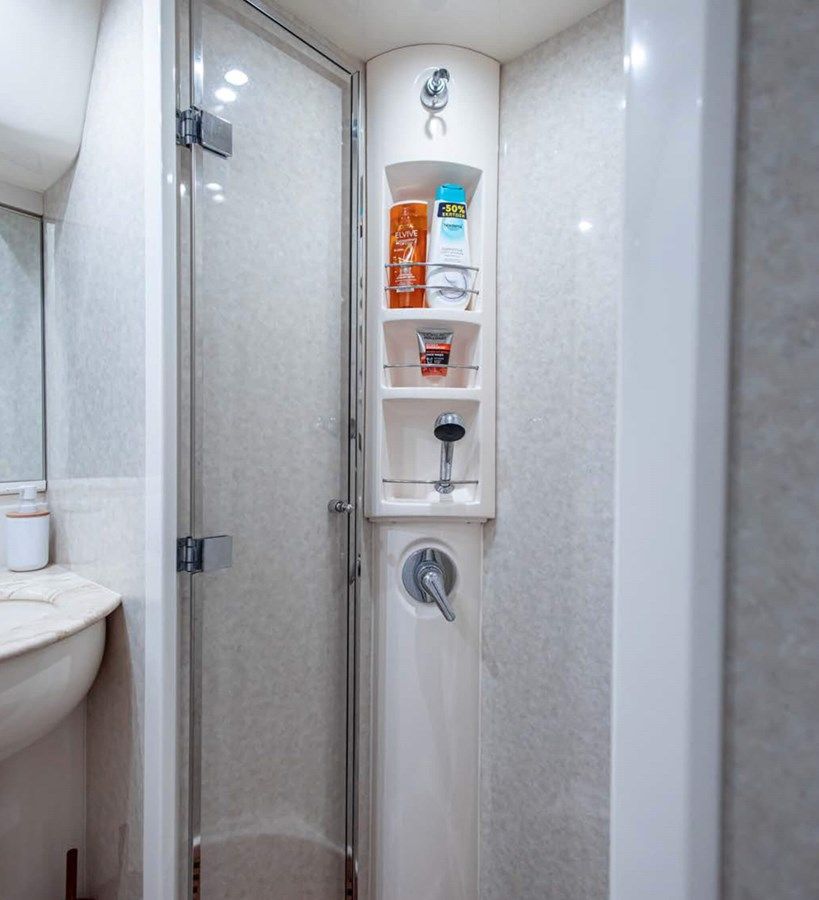 MIRA - PERSHING yacht sale