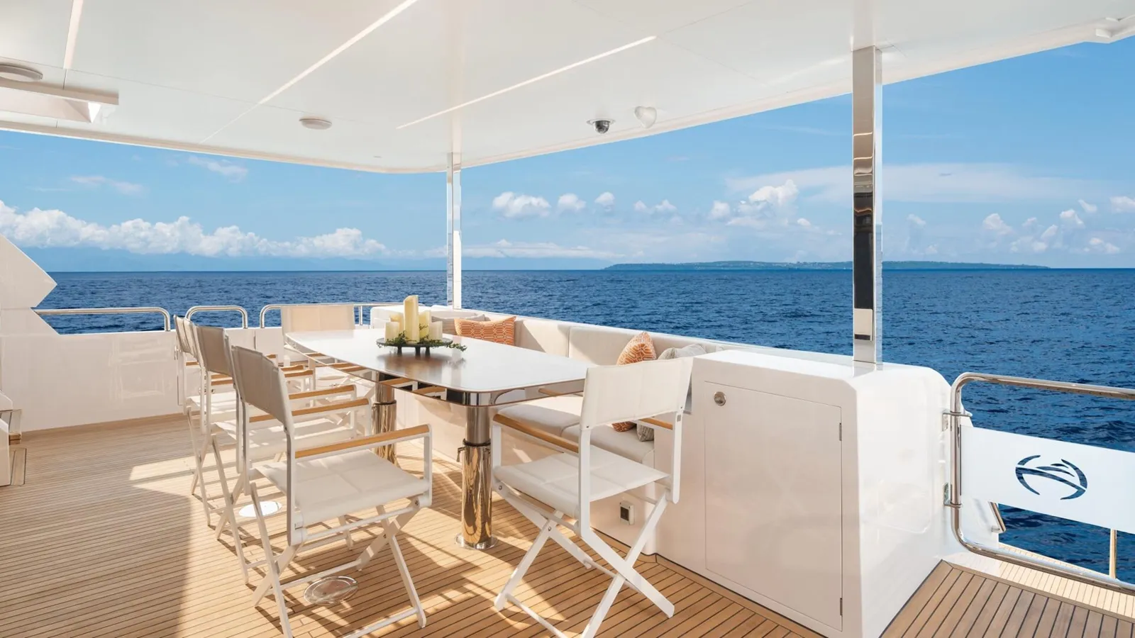 Buy a yacht HAPPY HEART 2024