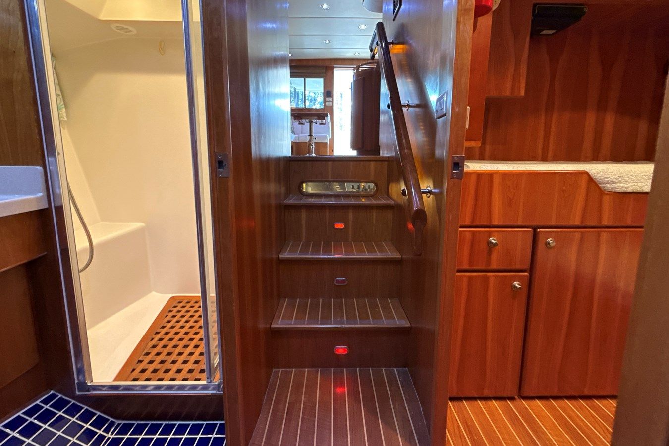 Buy a yacht KNOT QUITTERS - SYMBOL