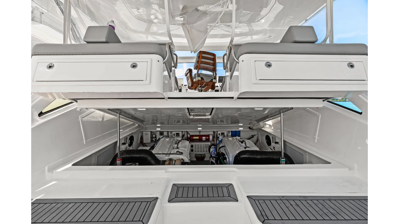 Tiburon 410 Express price