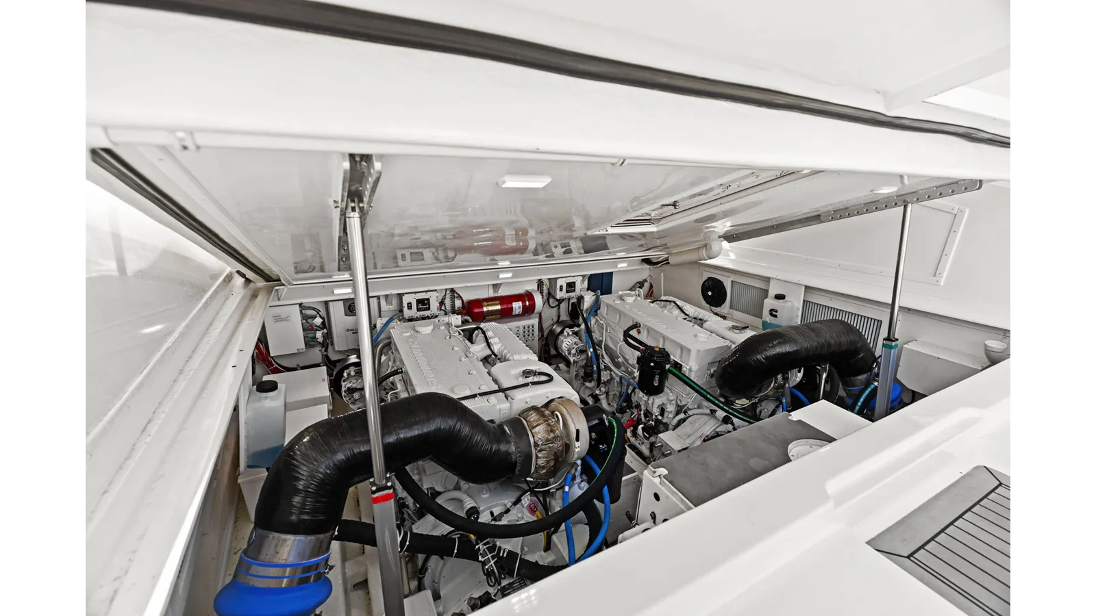 Buy a yacht Tiburon 2024