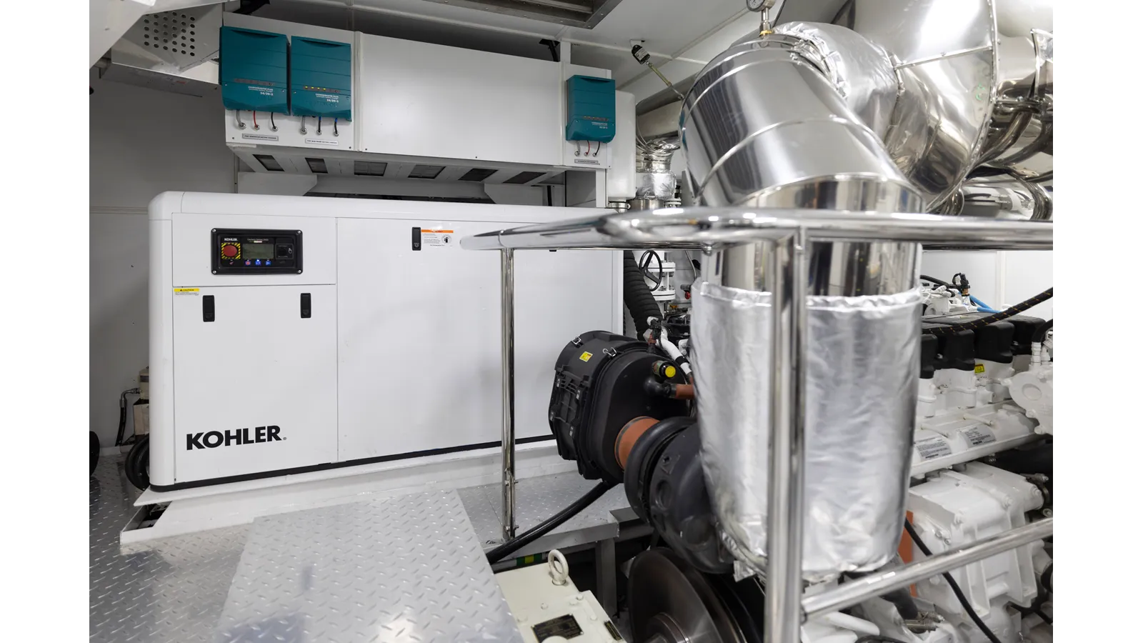 Продажа яхты BEE EXPLORER