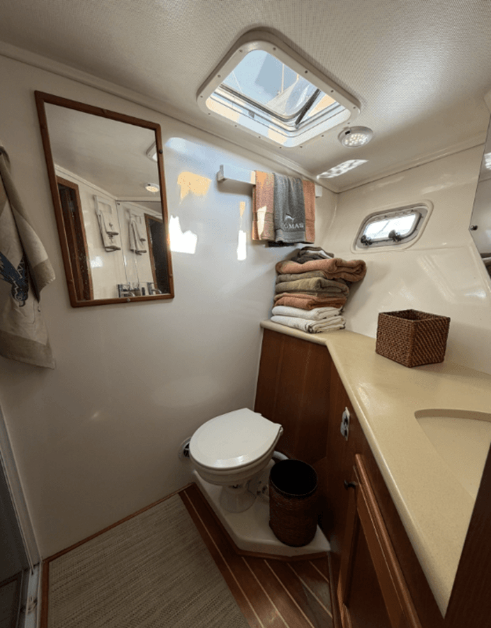 the best price on 1993 Riviera 47 Open Flybridge 1993