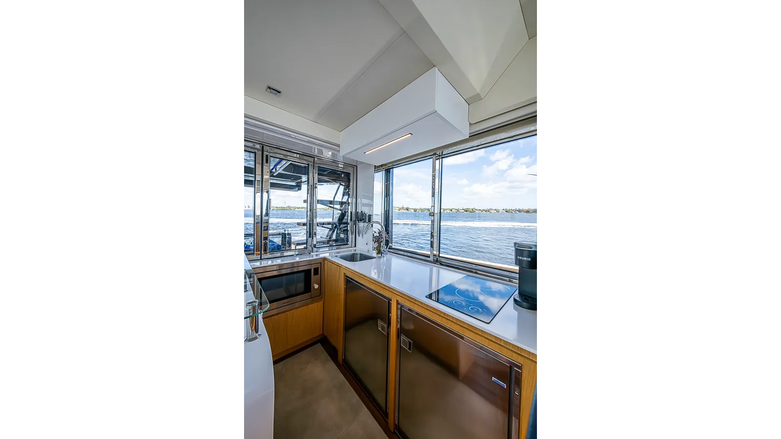 Продажа яхты MONARCH 52