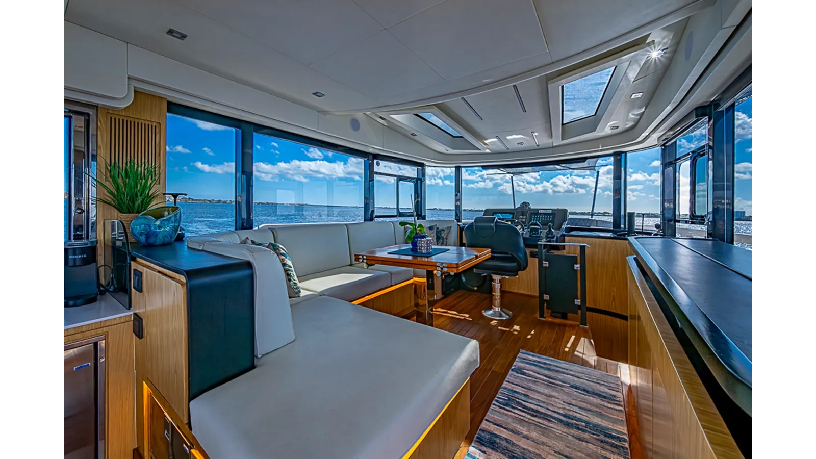 Лучшие предложения покупки яхты MONARCH - OKEAN YACHTS