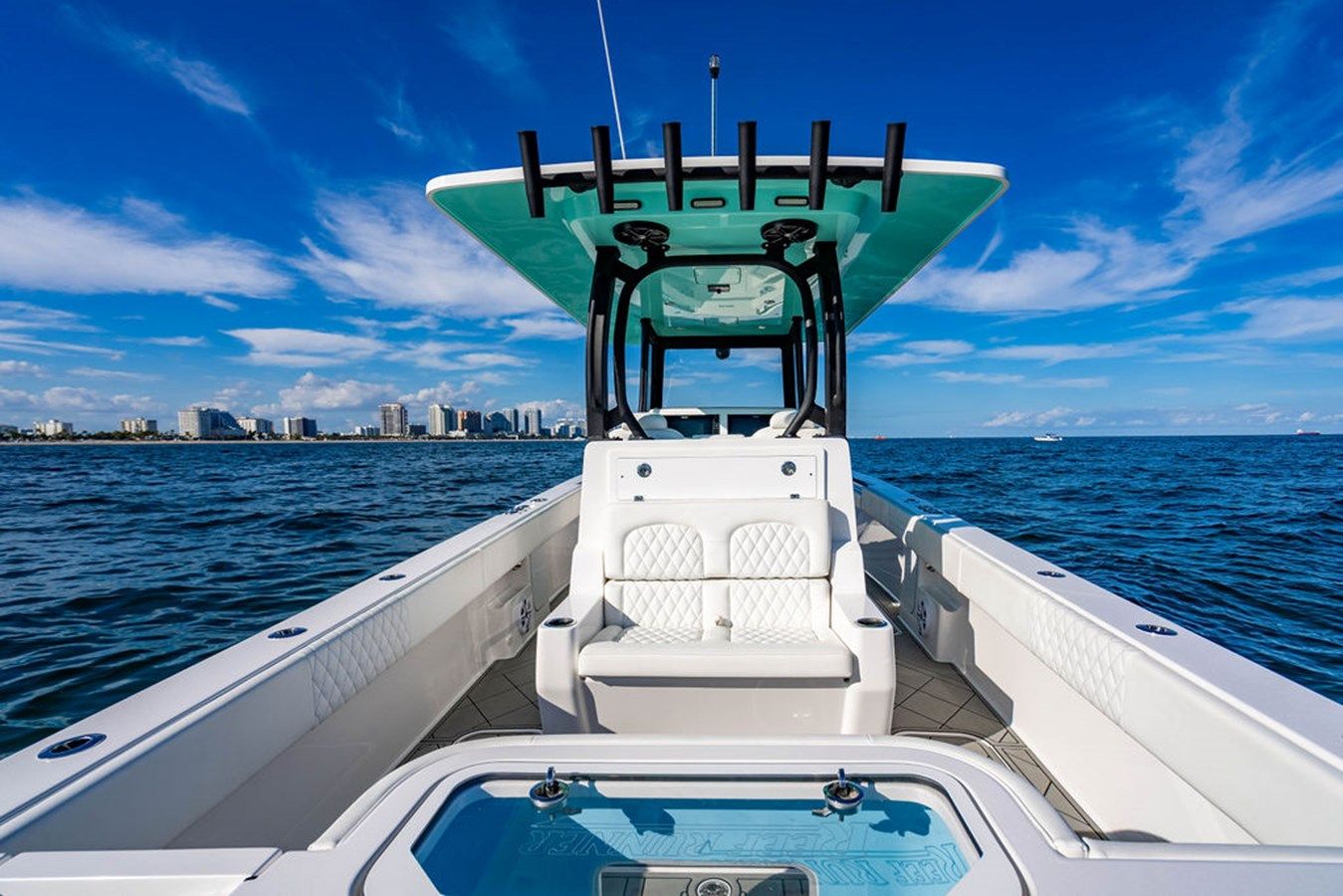 Buy a yacht 340 Open 2026