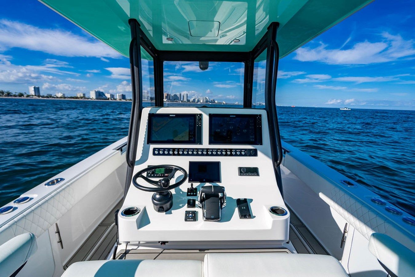 340 Open 34 yacht sale