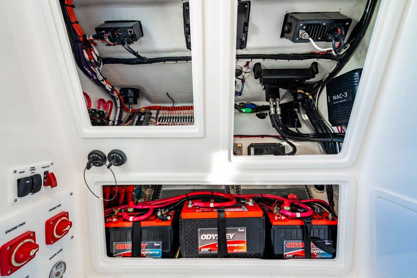 Buy a yacht 340 Open