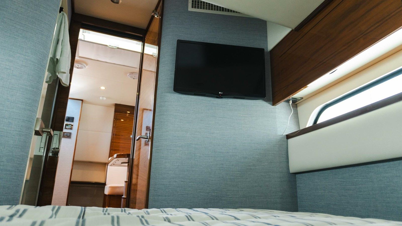 the best price on Galati Yacht Sales Trade 55